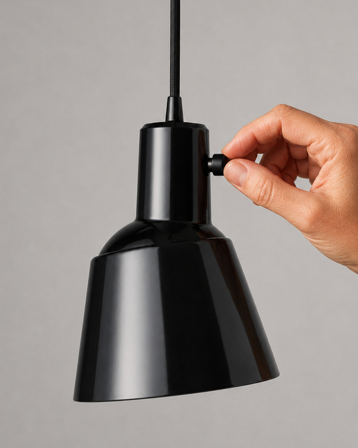 K830 wall by Midgard with rotating K831 metal lampshade Bakelite dome and classic rotary switch