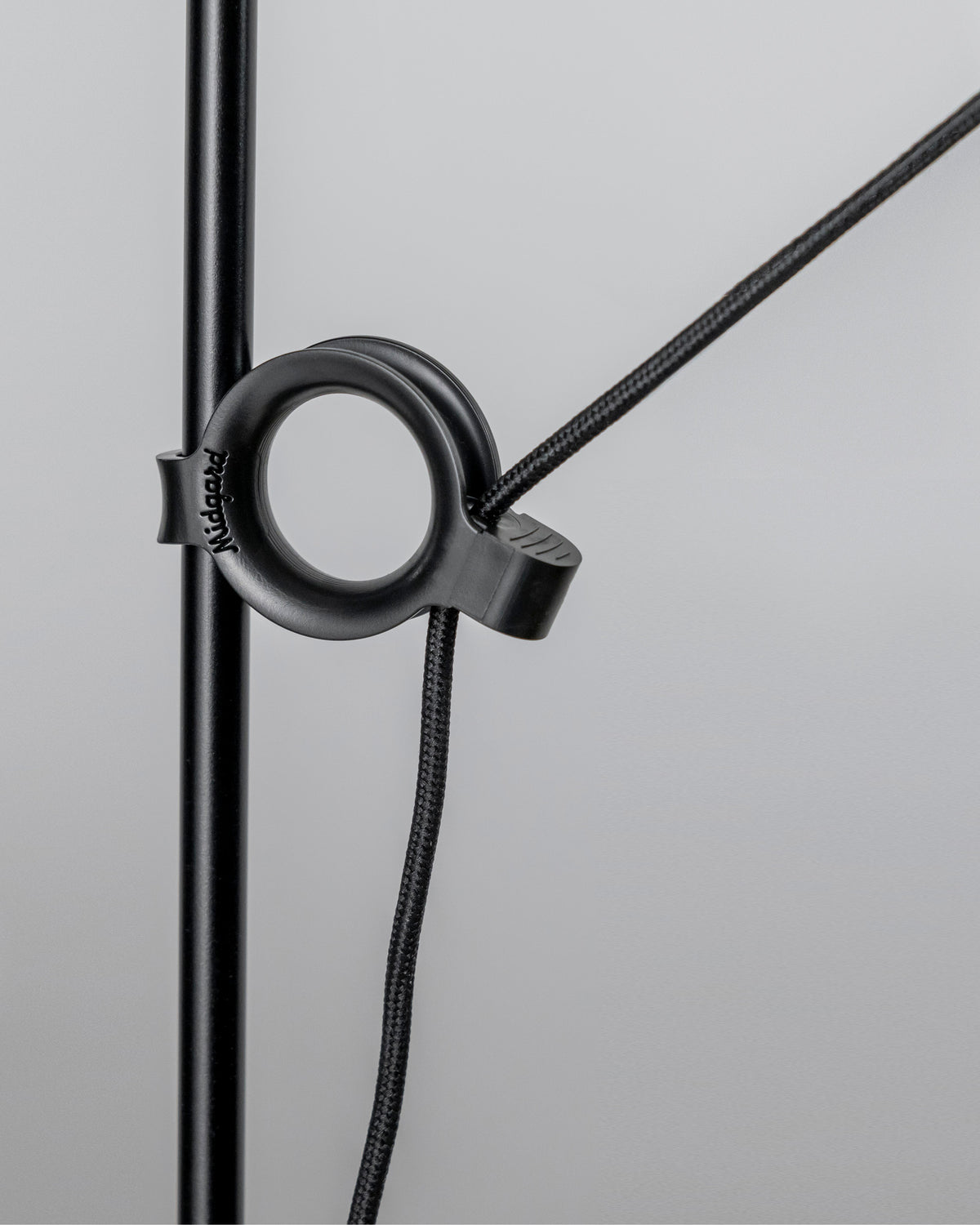 Patented adjustment ring of the Midgard AYNO XL adjustable floor lamp in black