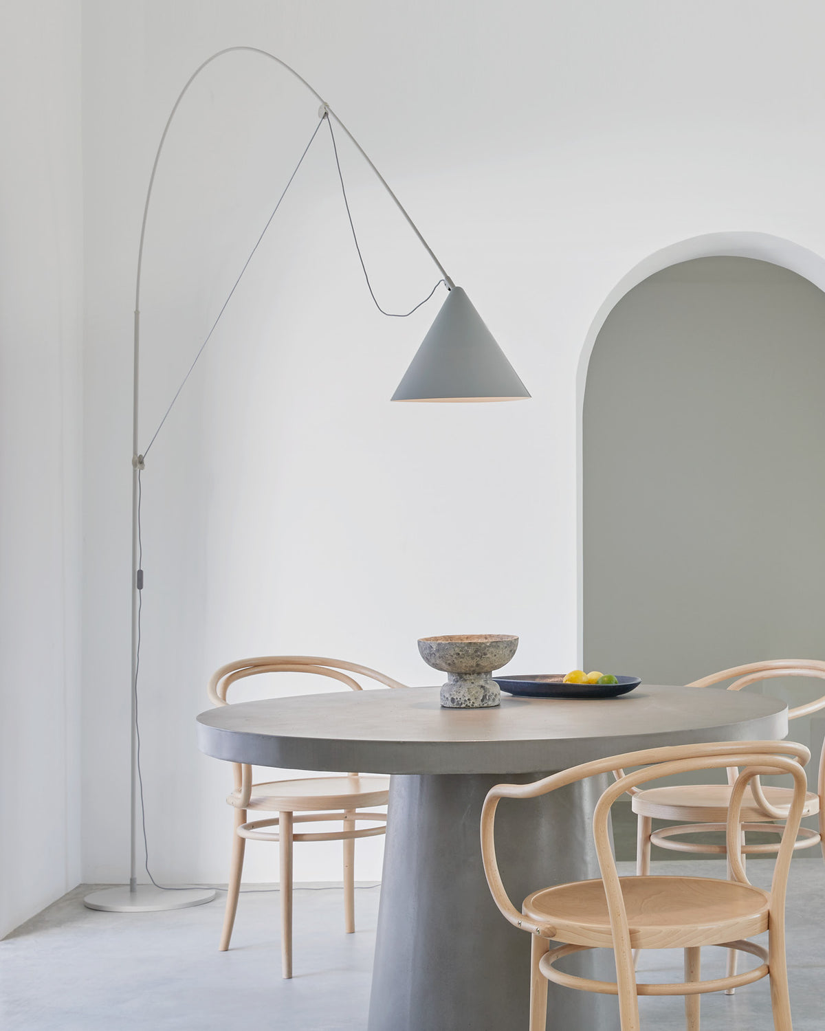 AYNO XL | floor lamp | silk grey