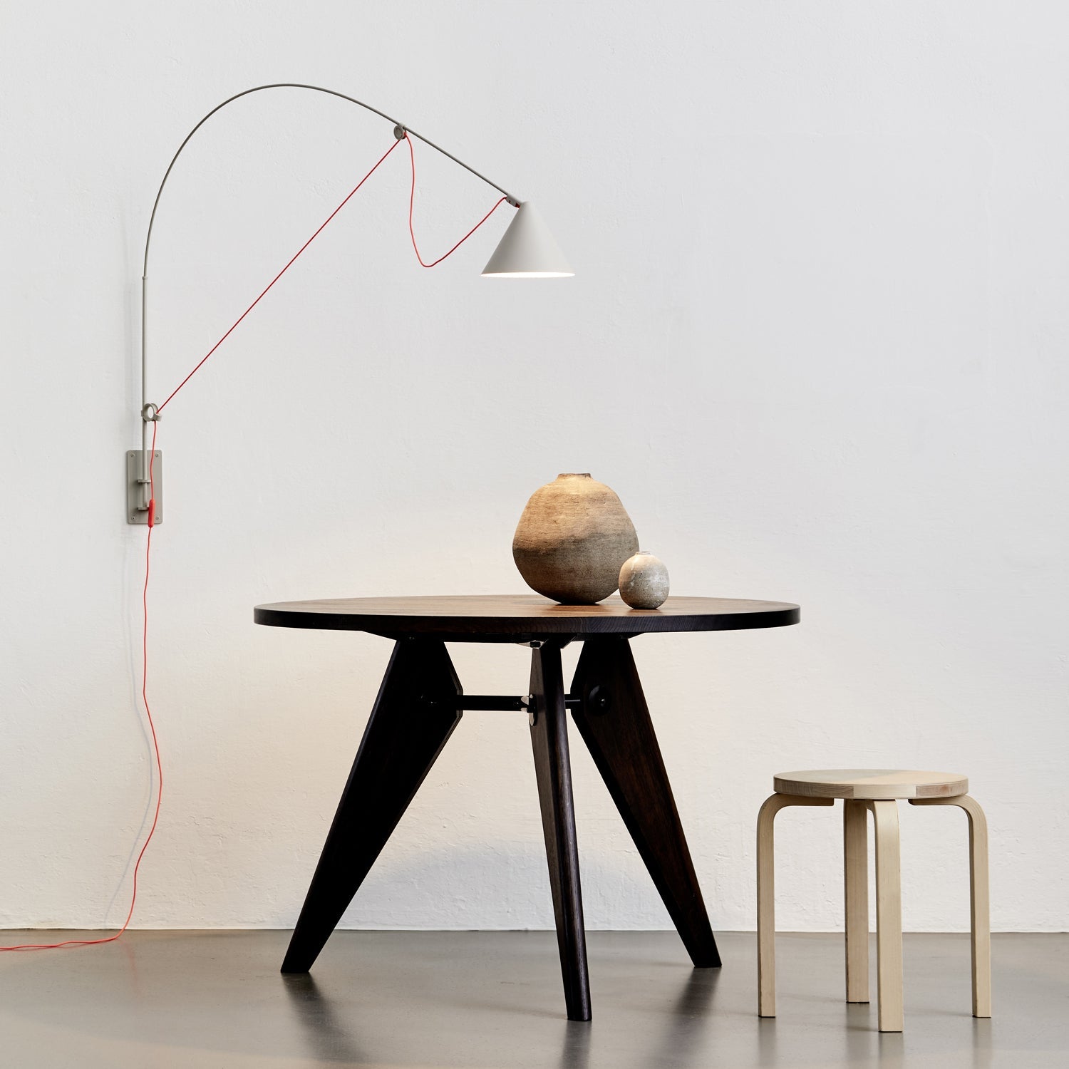 AYNO wall L | wall lamp in silk grey