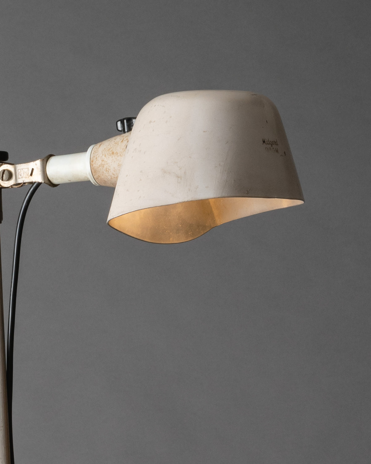Historical Midgard lampshade from the Midgard archive that inspired the lampshade of Modular NEO