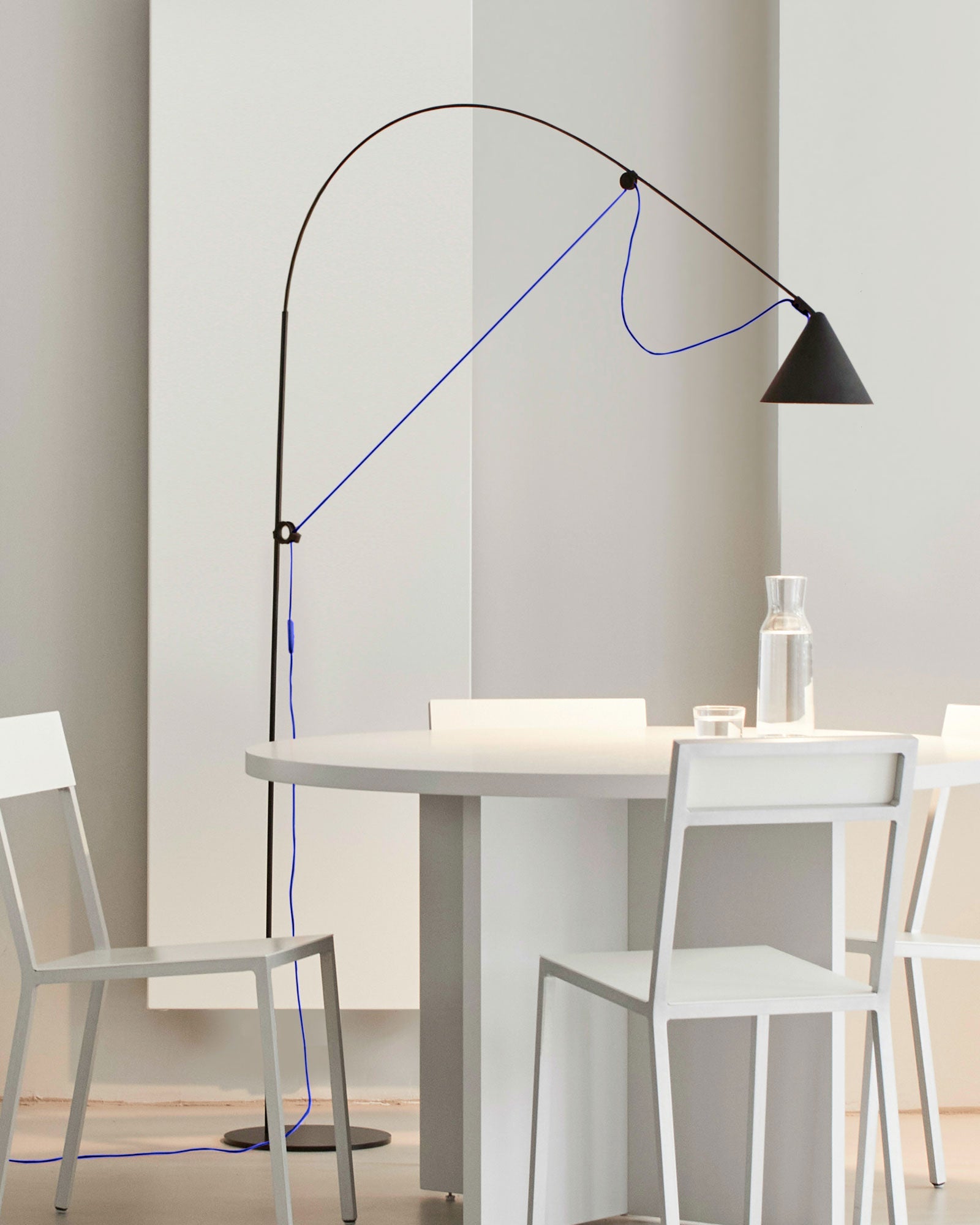 Midgard AYNO L floor lamp at modern dining table